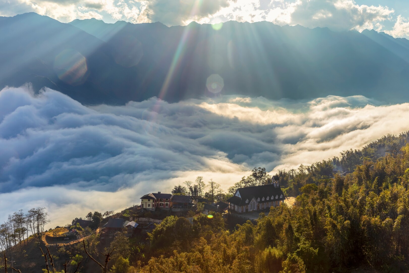 About Belle Maison Sapa Resort & Spa: boutique hotel perched on a hill with scenic surroundings