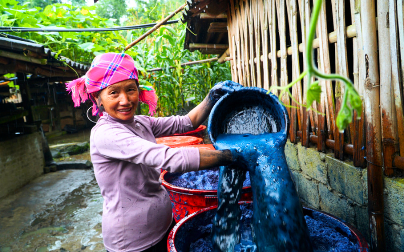 La culture de Sapa avec des récits de la vie et des traditions des ethnies des hauts plateaux du Nord 11 Generations Transmit Sapa Culture, Passing Down Traditional Crafts And Wisdom