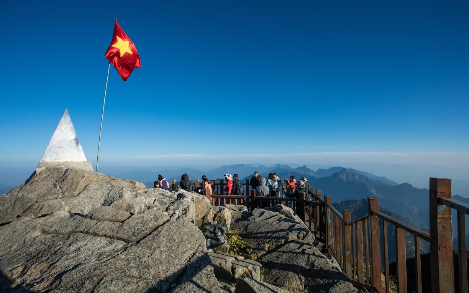Fansipan Tour – A Complete Journey Shared With Friends And Family.