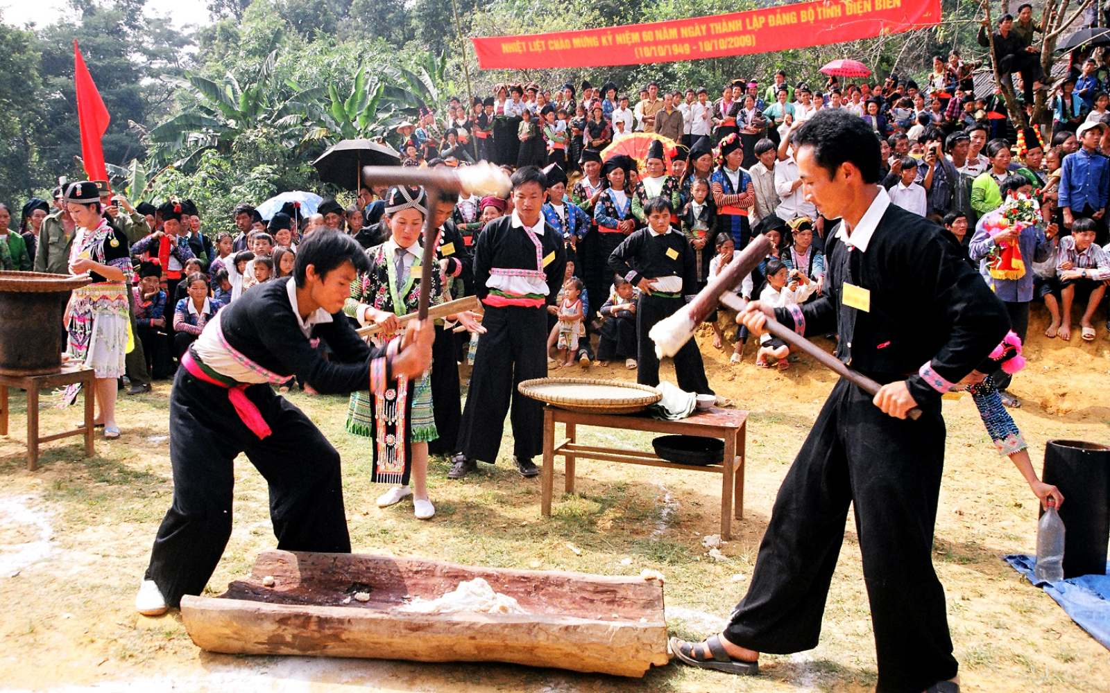 The Unique Culture Of The Red Dao And H’mong People In Muong Hoa Valley, Preserving The Spirit Of The Highlands.