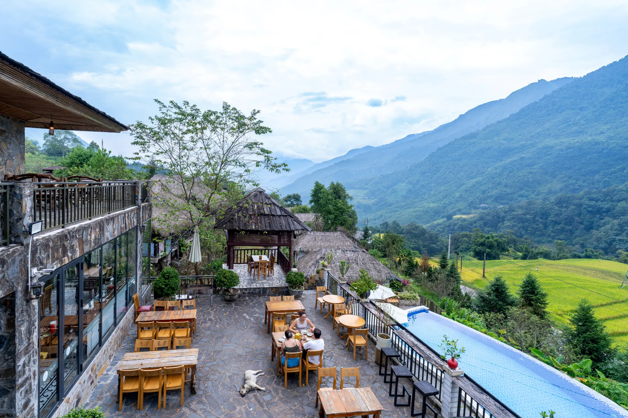 Resort 052 2000